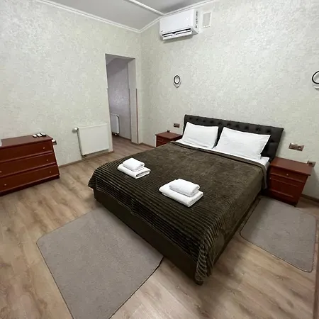 «у батька» Otel *