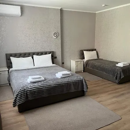 «у батька» *