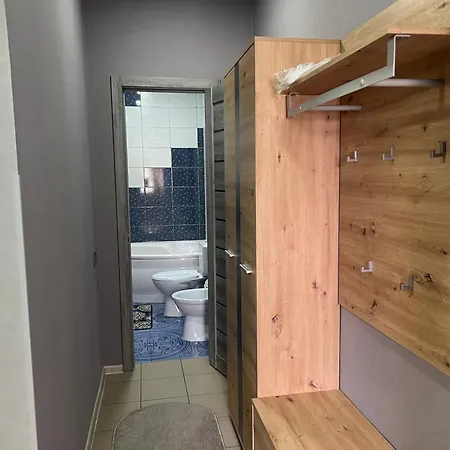 «у батька» Otel *