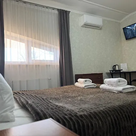 у батька Отель Трускавец