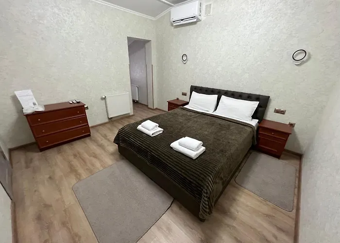 «у батька» Hotell *