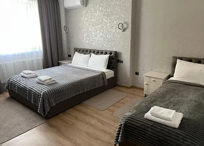 «у батька» Hotell *